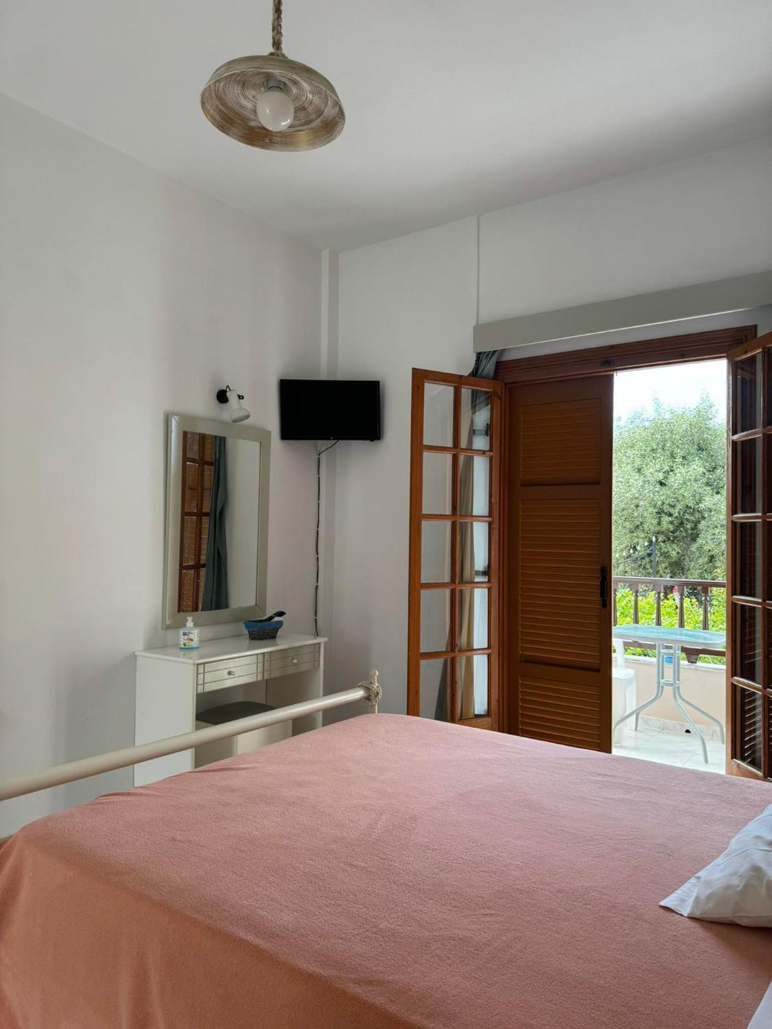 Villa Sofia Acharavi  Ngoại thất bức ảnh